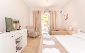 Ioannis Apartments